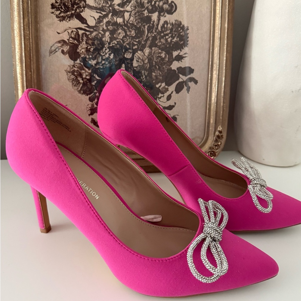 Elegant Pink Heels with Bow Accent